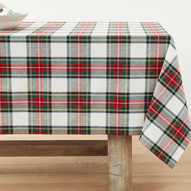 Stewart Plaid Rectangular Tablecloth, 70x126" - White Plaid