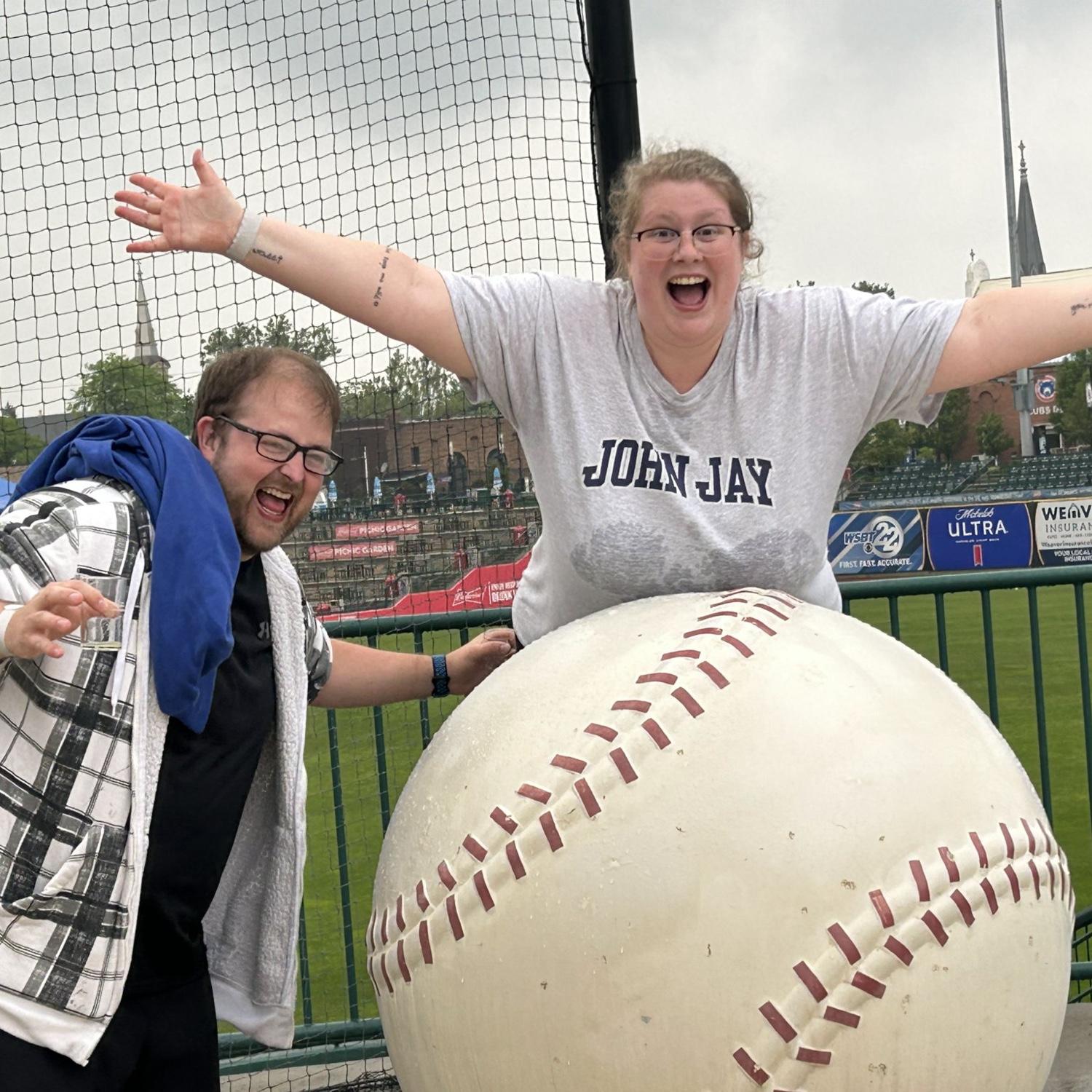 Goofy beer/wine festival picture 2023
