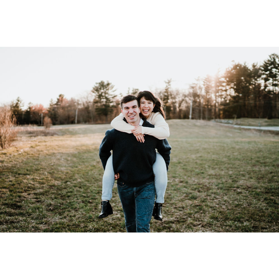 Engagement Photos by Hallie Jade Pictures