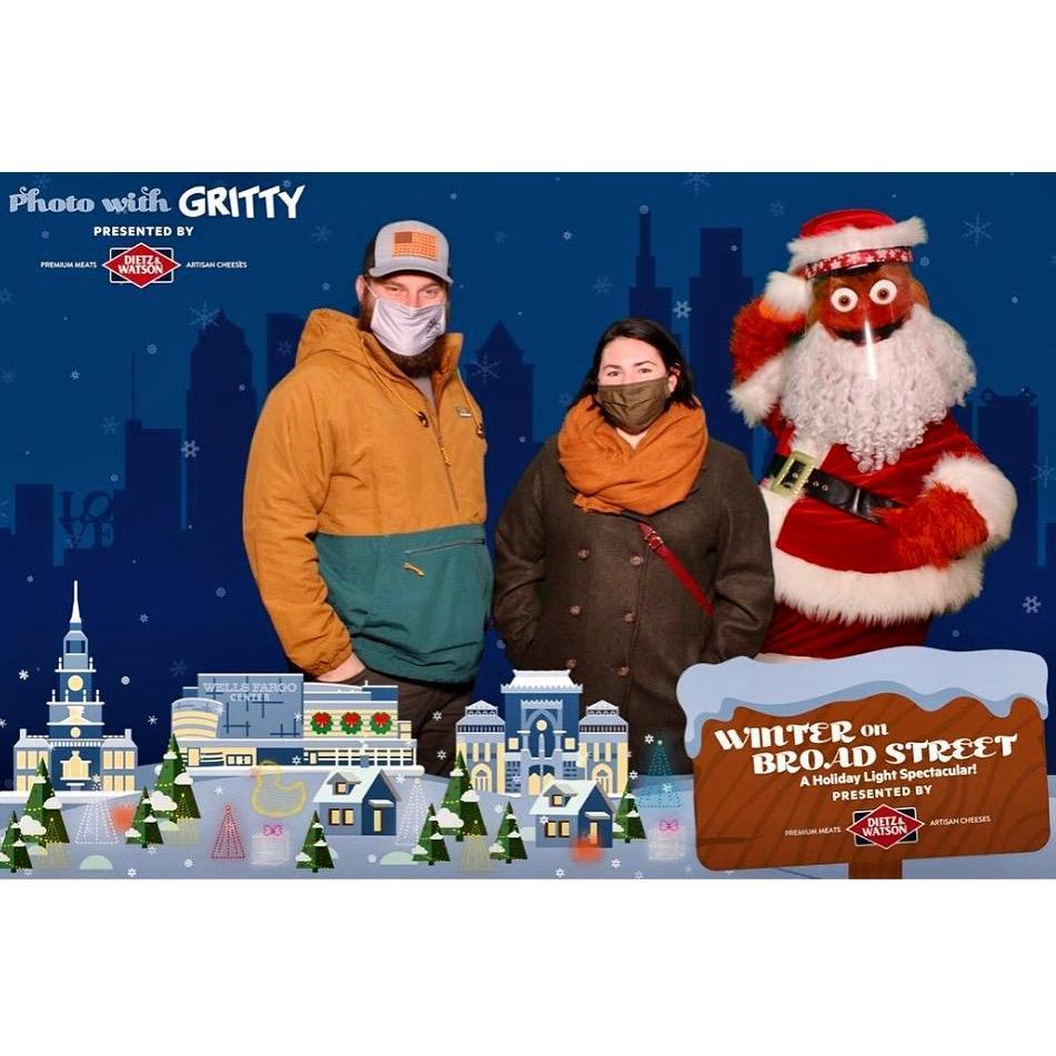A COVID Christmas with Gritty