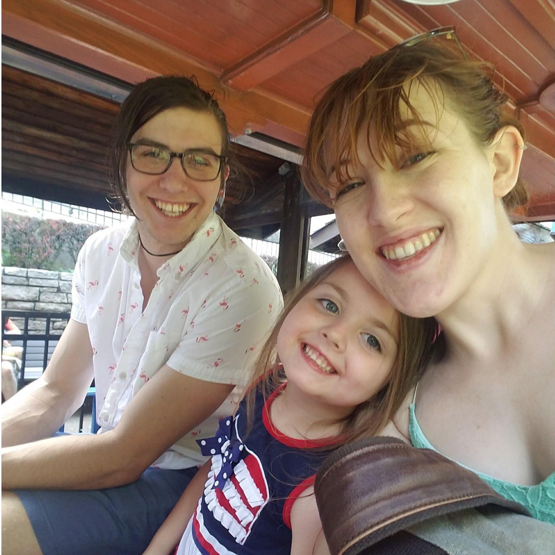 June 2017: Summertime zoo trip with Tiny