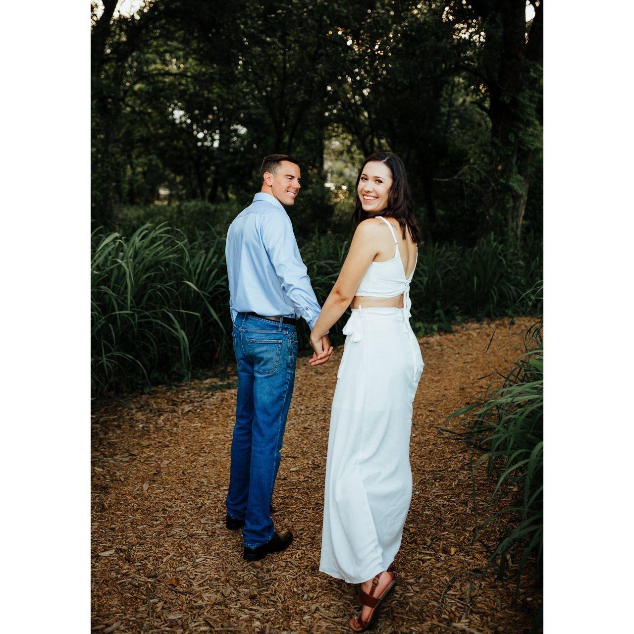 July 2024: Bonnet Springs (Lakeland) Engagement Photos
