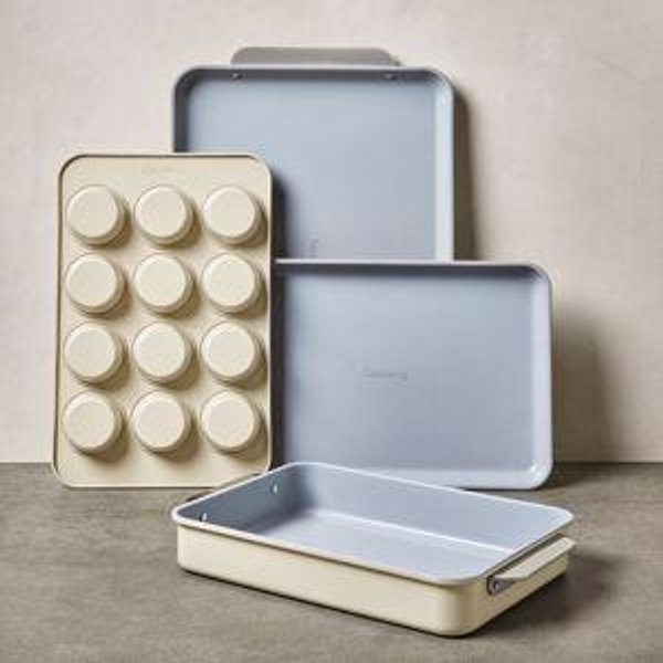 Caraway Home, Cream Ceramic 5-Piece Bakeware Set