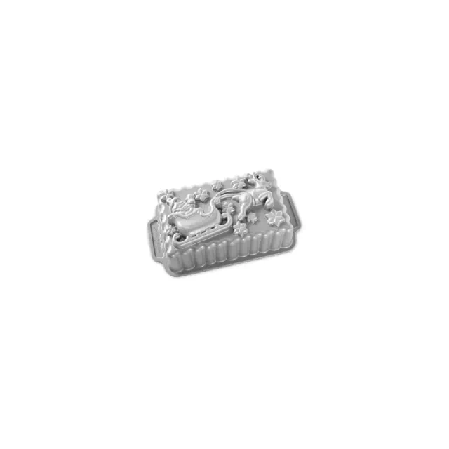 Nordic Ware Santa's Sleigh Loaf Pan