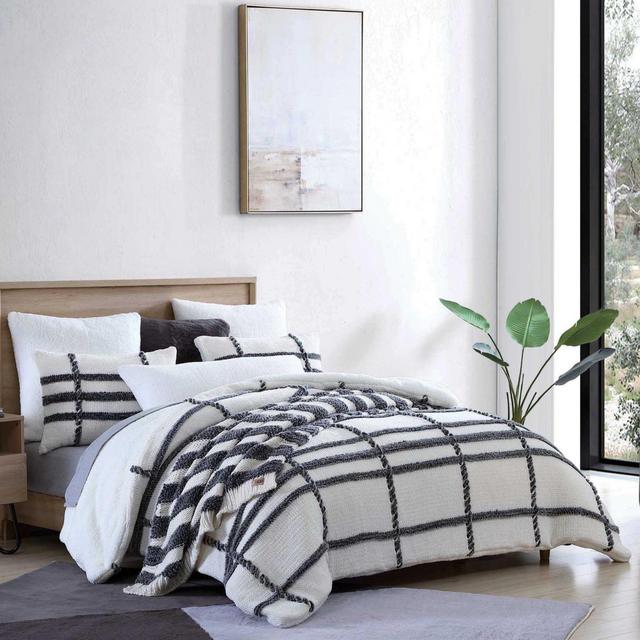 UGG® Blasdale 3-Piece Full/Queen Comforter Set in Snow/Charcoal