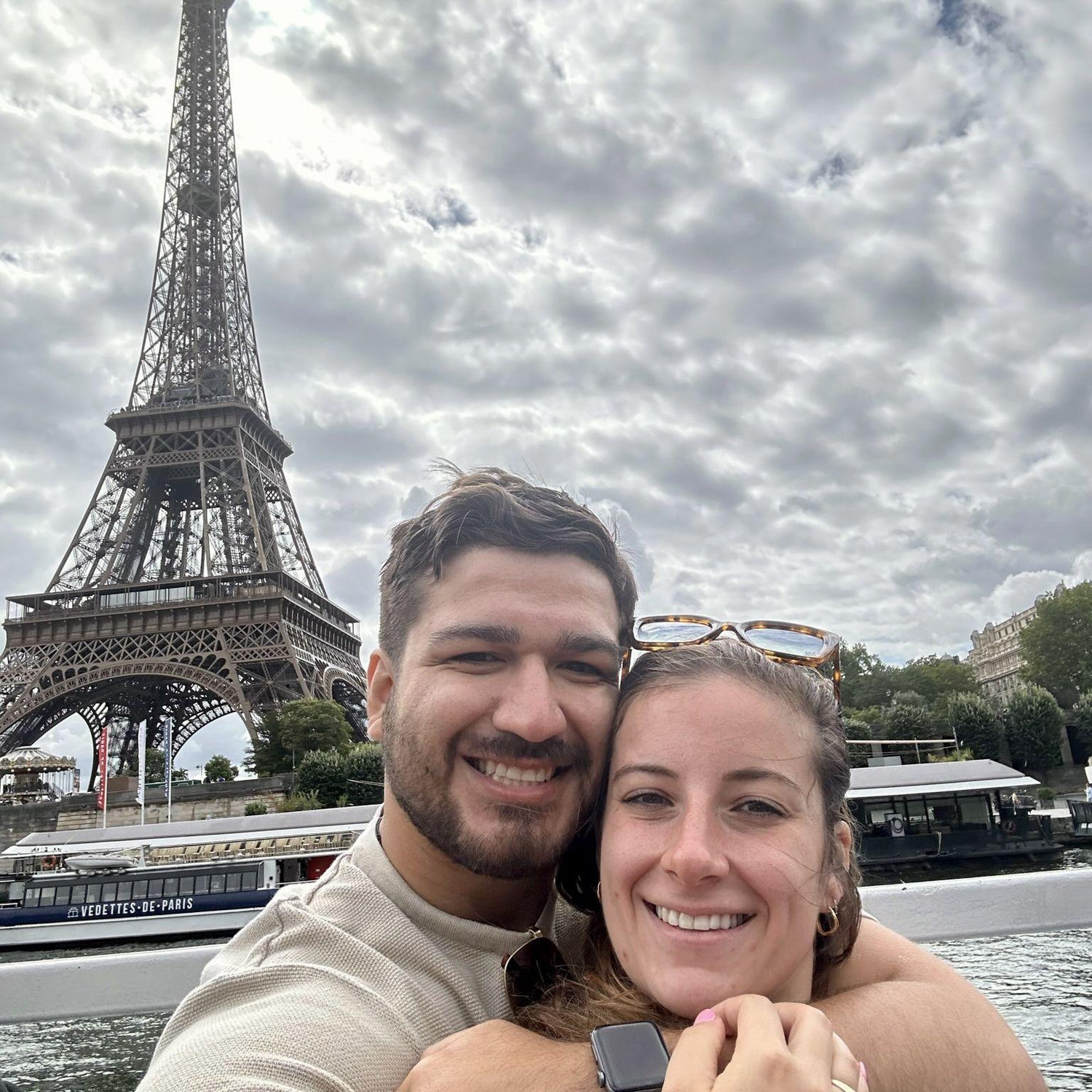 Bateau-Mouche tour in Paris!