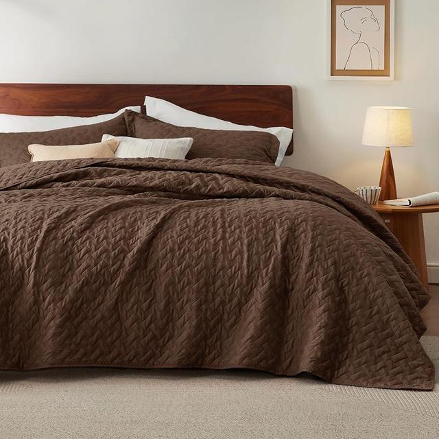 Bedsure Queen Quilt Bedding Set - Lightweight Summer Quilt Full/Queen - Brown Bedspread Queen Size - Bedding Coverlet for All Seasons (Includes 1 Quilt, 2 Pillow Shams)
