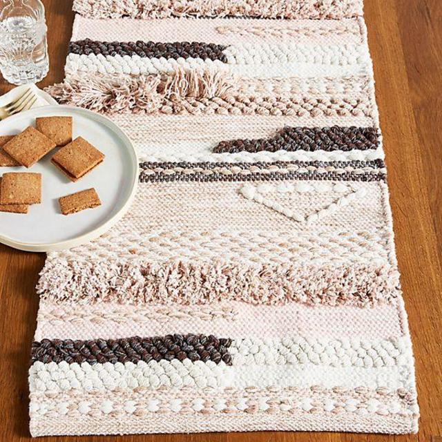 Shelly Mini Table Runner