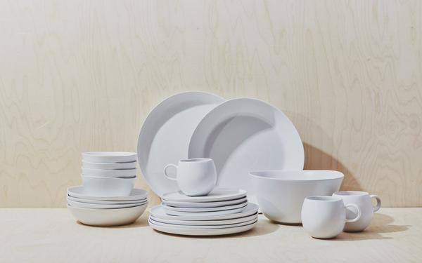 Hawkins Simple Dinner Plate