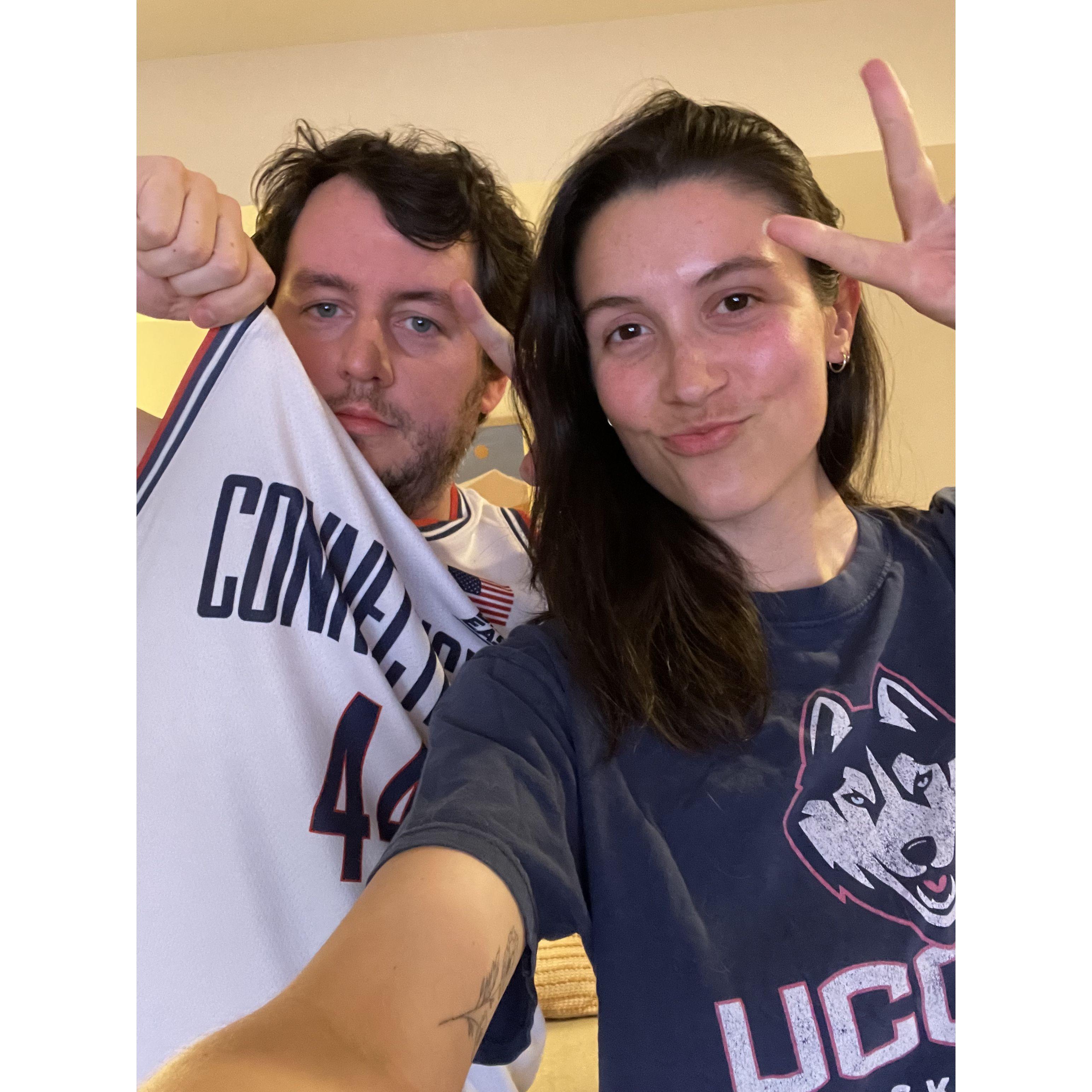 Shoot looks like Matt also indoctrinated Janine (Go Huskies)