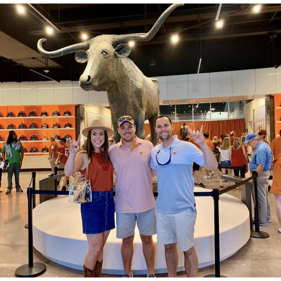 Hook 'Em