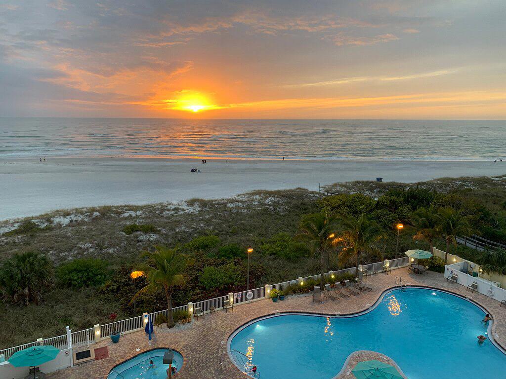 Sunset Vista Beachfront Suites