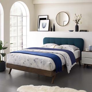 Gianna Upholstered Platform Bed