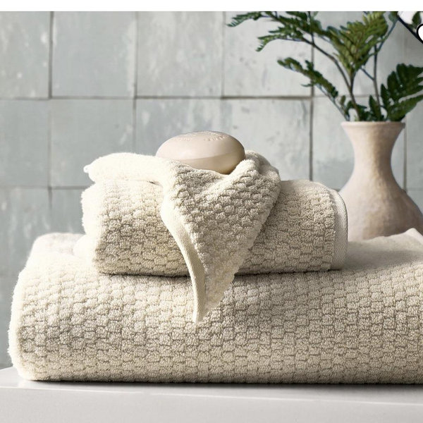 Textured Honeycomb Bath Towels