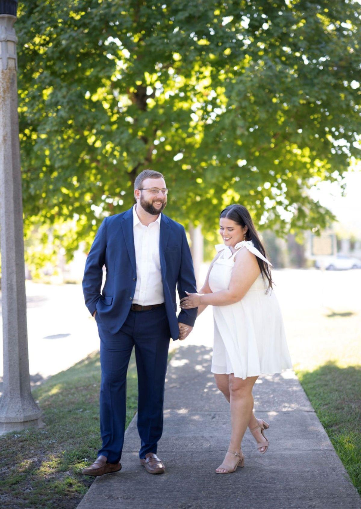 The Wedding Website of Lauren Cole and Thomas Brown