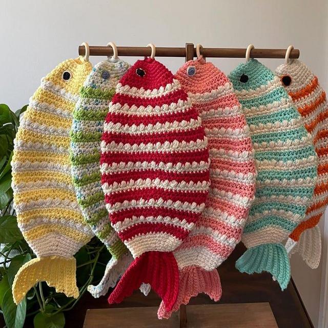 Extra large , Extra thick Fish Hotpad, Fish Pot Holder , Fish Trivet, Handmade pot holder, crocheted potholder.