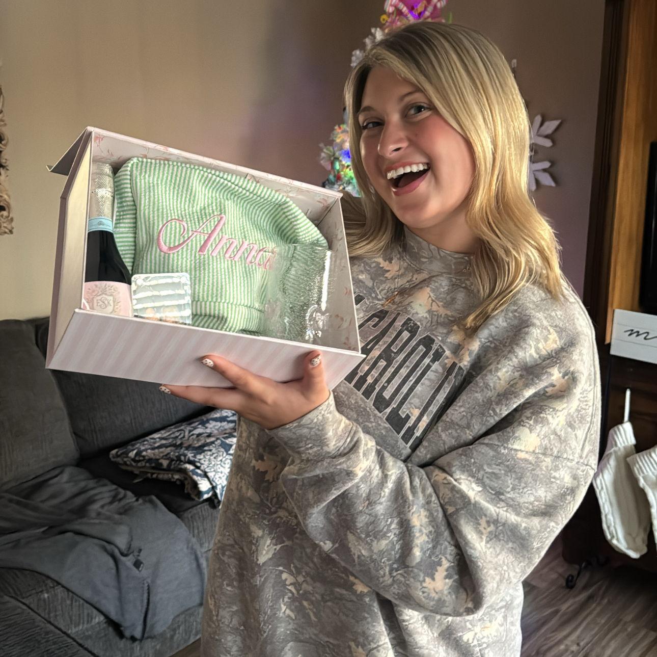 Got my maid of honor!!