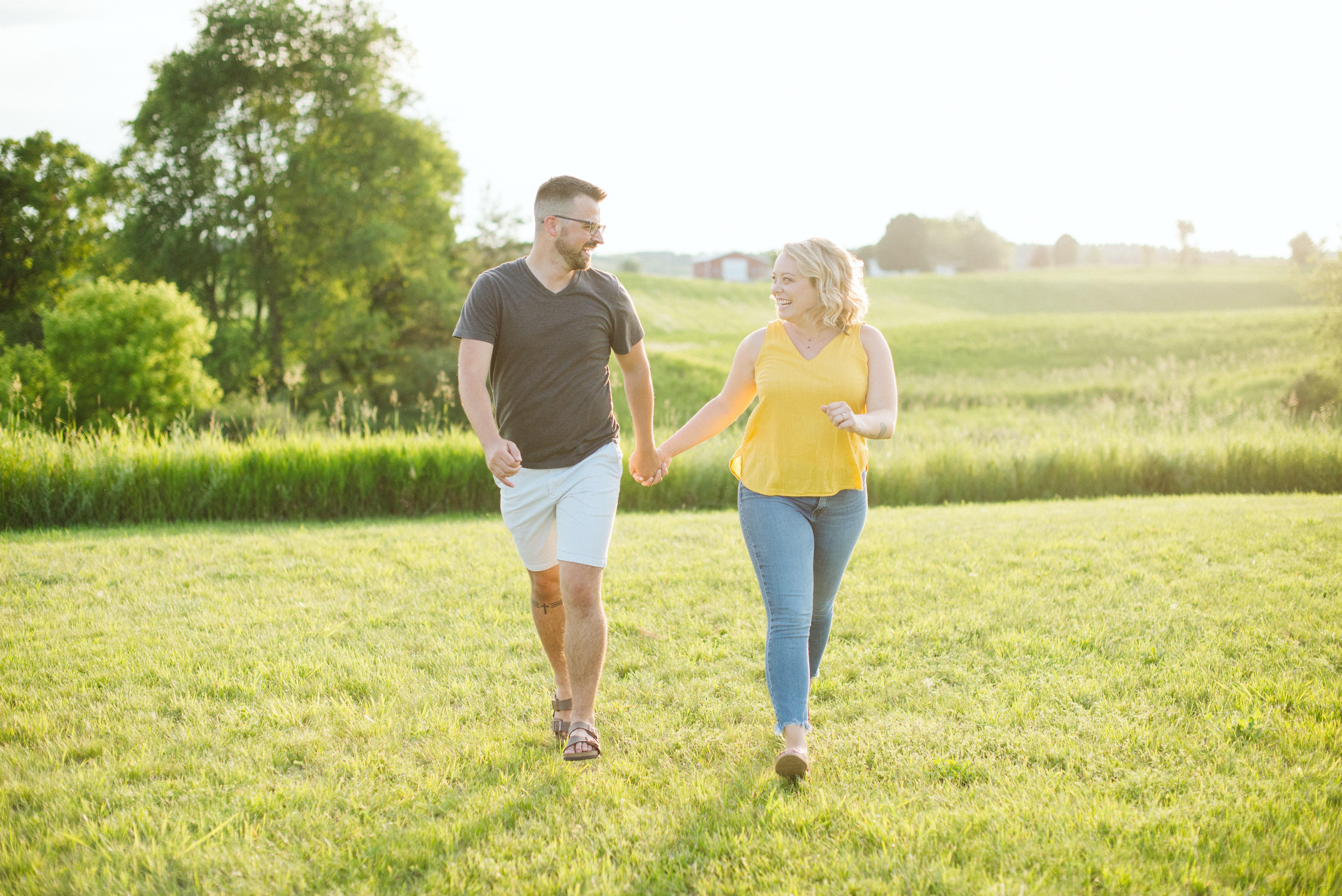 The Wedding Website of Sarah Hockin and Travis Mix