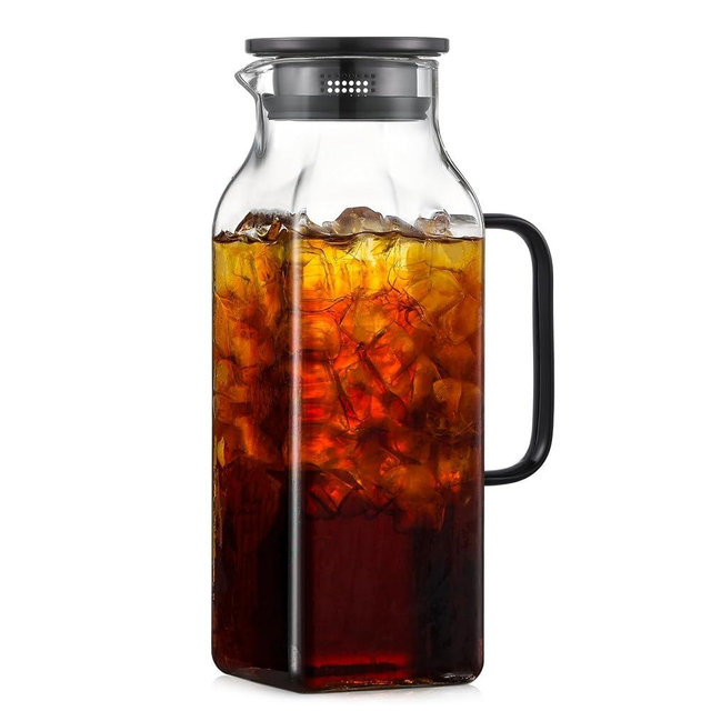 2 Quart (2 Liter 68 oz) Square Glass Pitcher with Lid and Spout, Water Pitchers with Handle for Fridge, Borosilicate Glass Carafe for Hot/Cold Drink, Large Jug for Iced Tea, Coffee, Beverage, Black