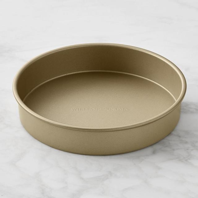 Williams Sonoma Goldtouch® Pro Round Cake Pan, 10"