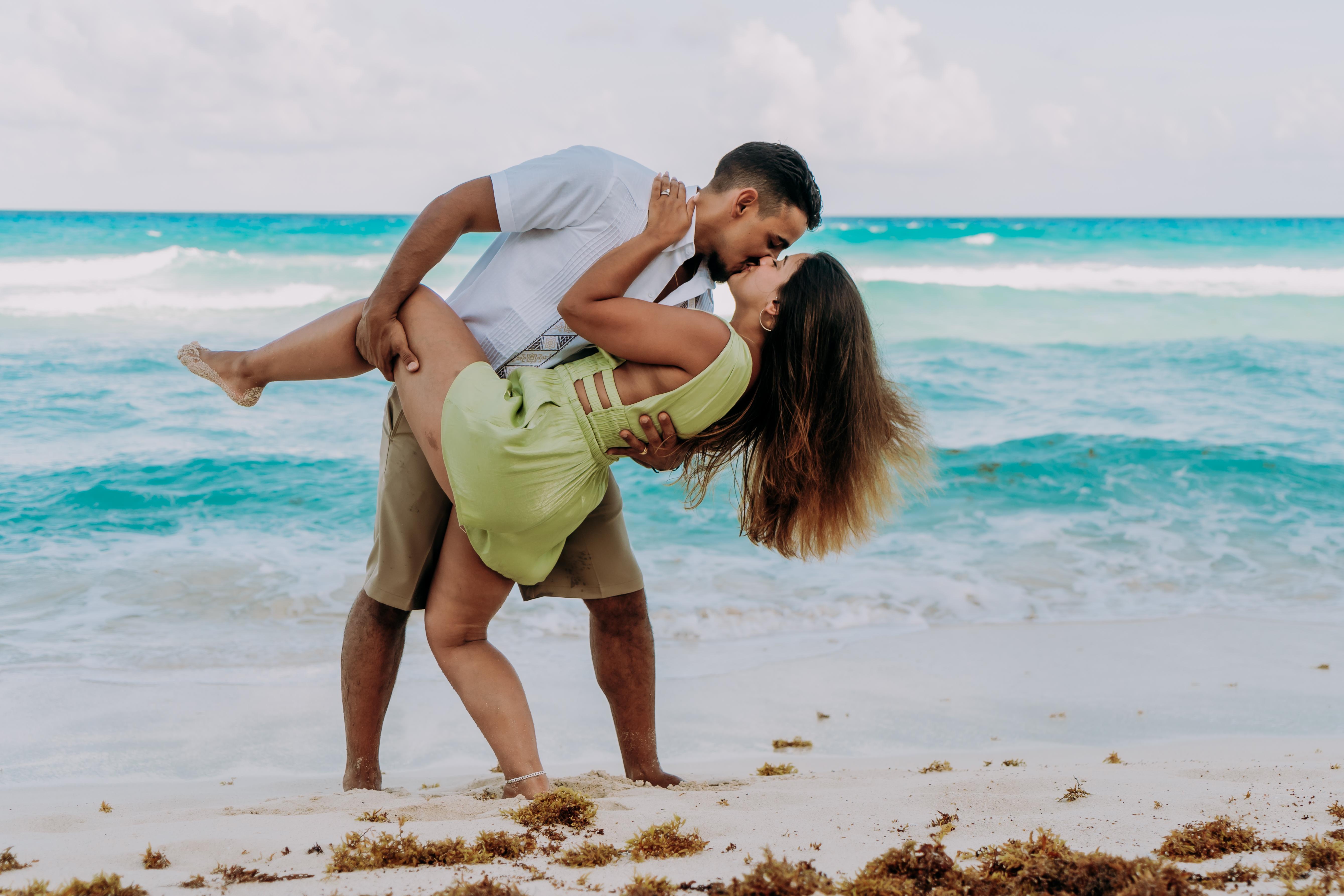 The Wedding Website of Diandra Perez Amador and Ernesto Miguel Barrios