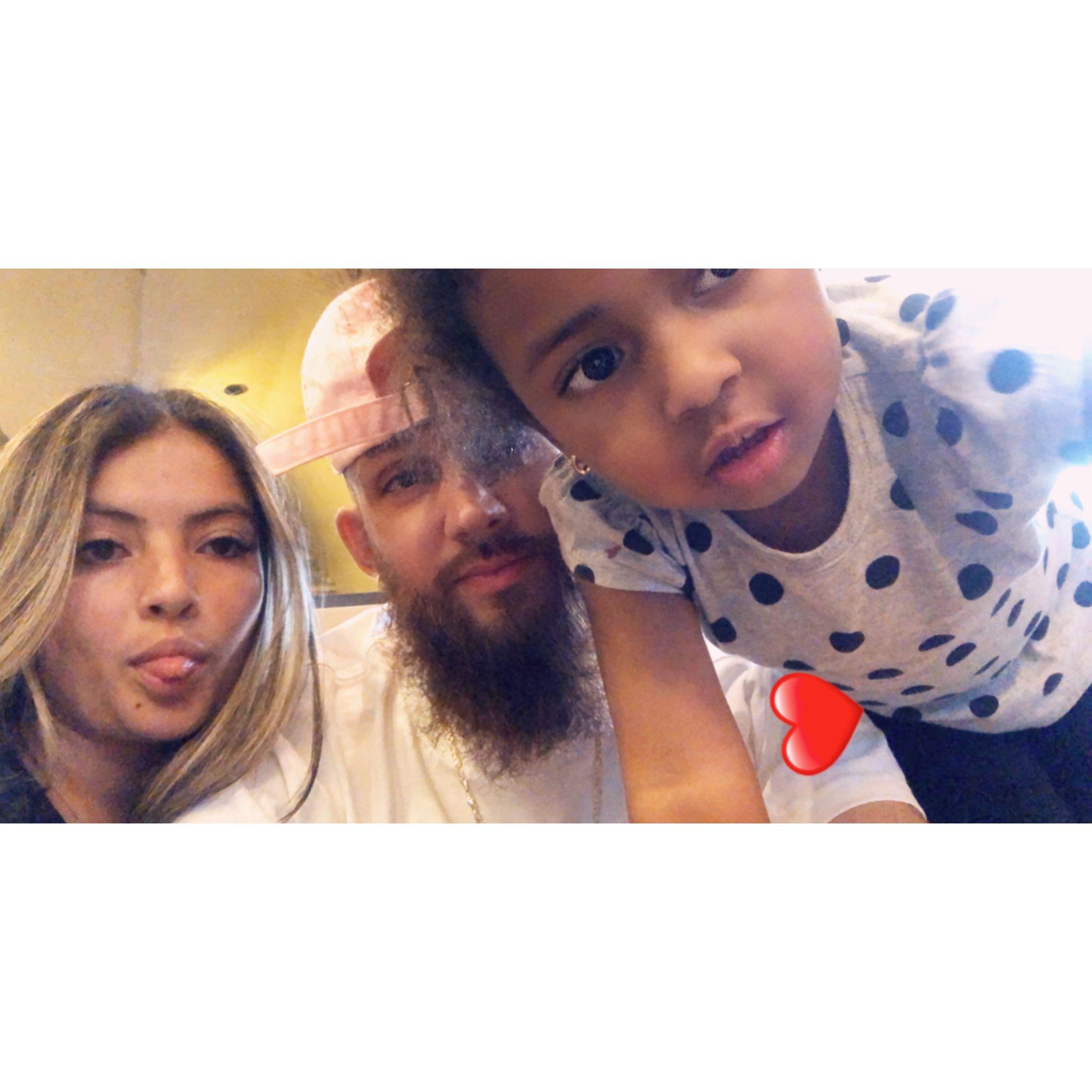 Pizza date plus Bella