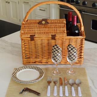2-Person Willow Picnic Hamper