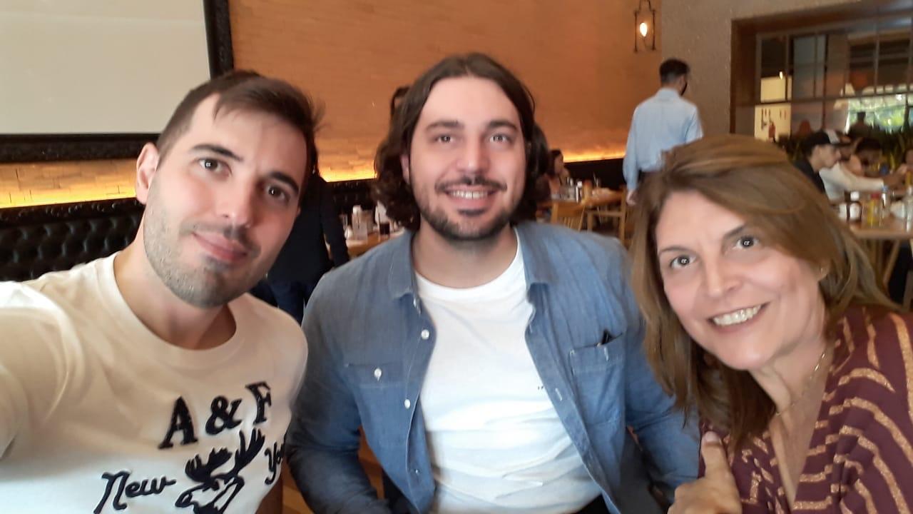 Natalia's brothers and mom