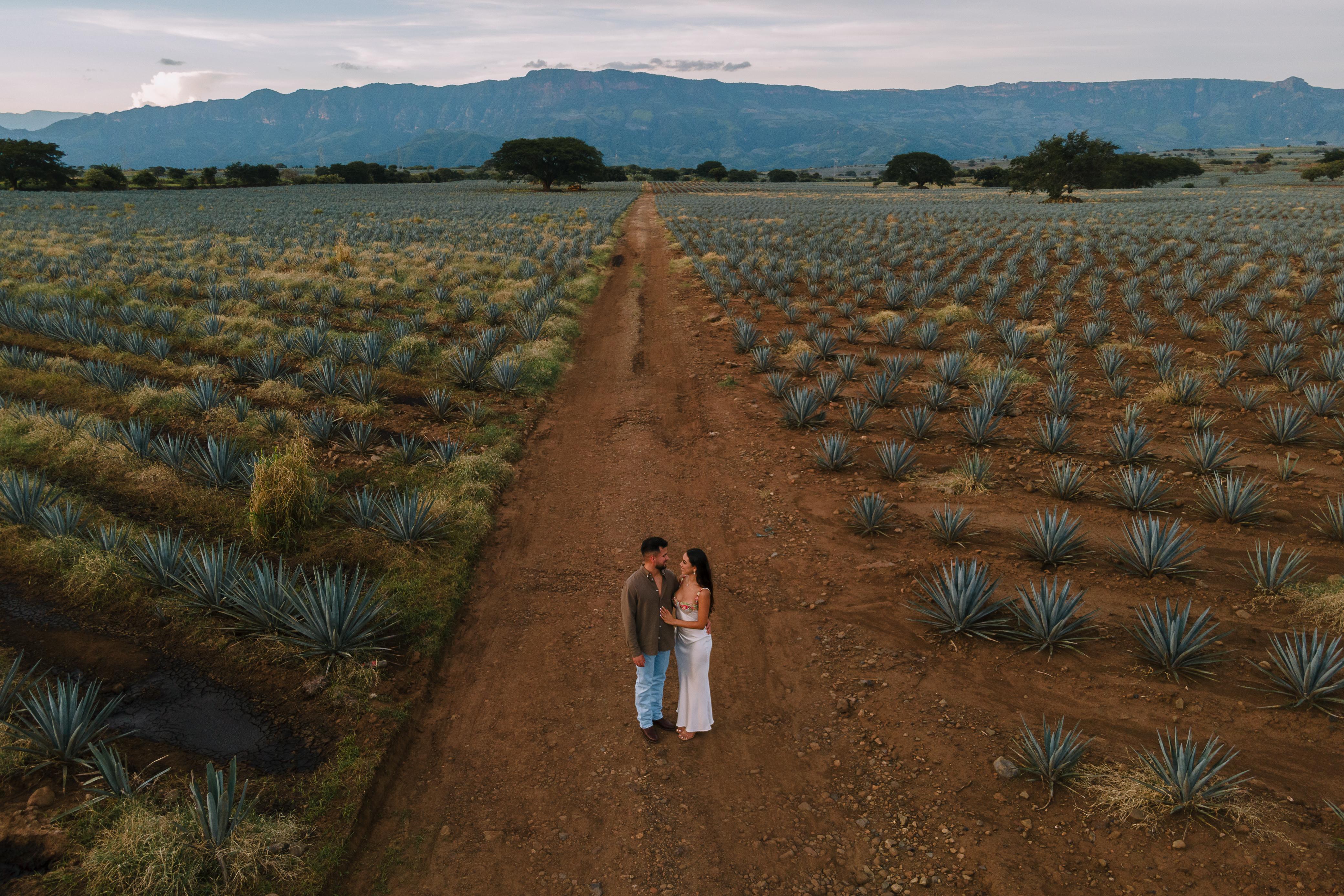The Wedding Website of Diana Enriquez and Hugo Garcia