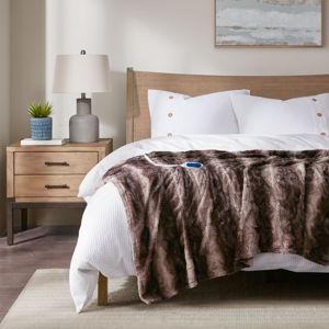 Heated Oversized Faux Fur Throw - Sand