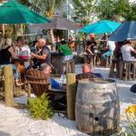 MacDowell's Beach Bar & Kitchen