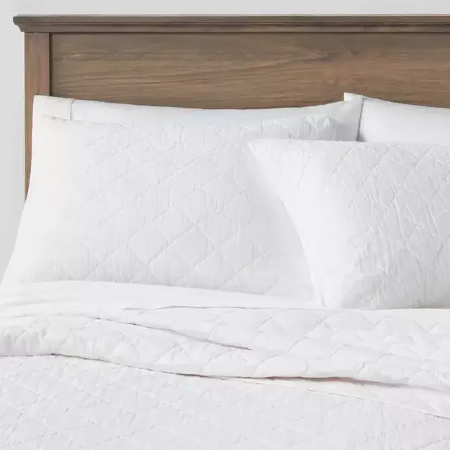 Diamond Stitch Cotton Linen Quilt - Threshold™ - King