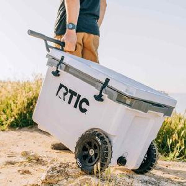52 QT Ultra-Light Wheeled Cooler