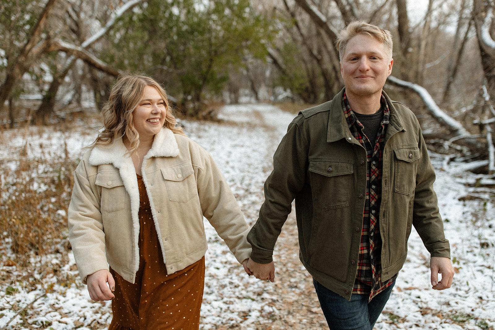 The Wedding Website of Lauren Arnold and Mark Aakre