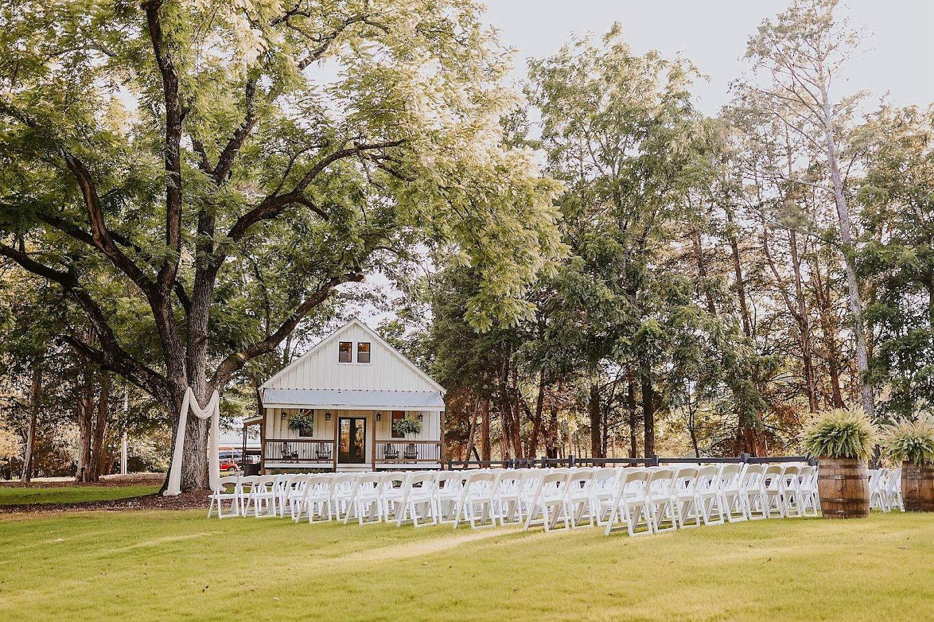 The Wedding Website of Reilly Walter and Trey Pearson