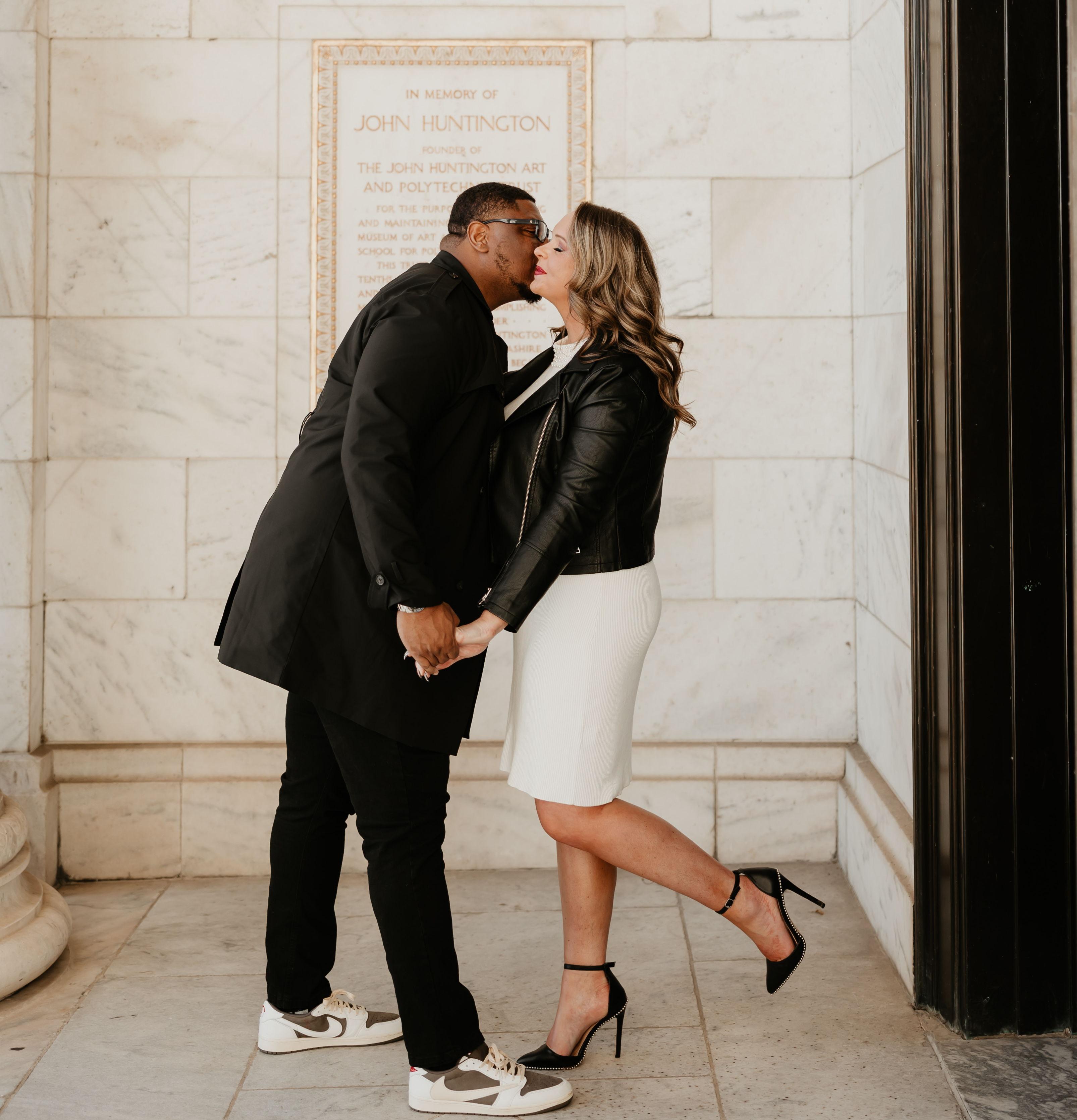 The Wedding Website of Lindsay Freisthler and Kj Creamer