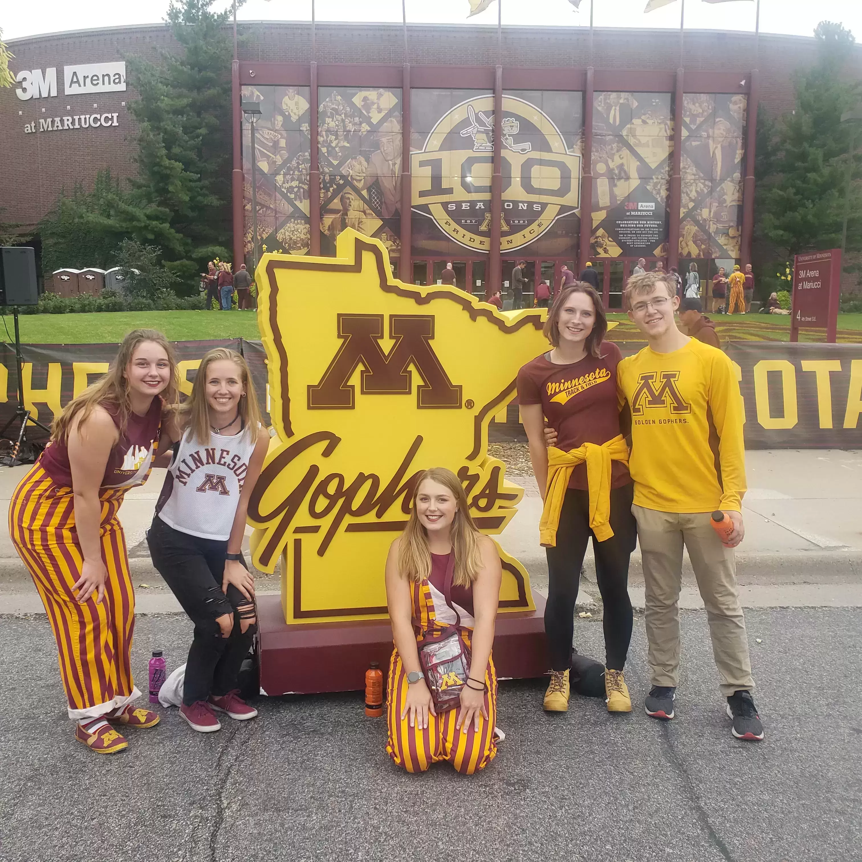 Homecoming Game 2022 with Abby, Zoe and Grace