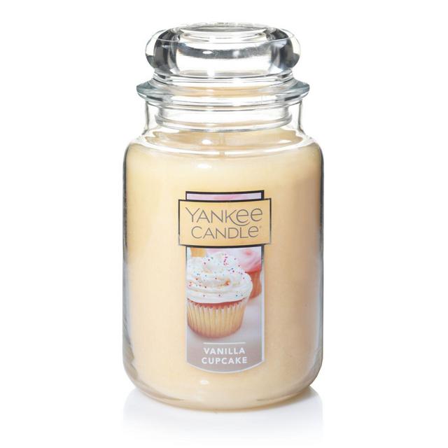 Yankee Candle® Housewarmer® Vanilla Cupcake Large Classic Jar Candle