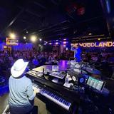 Two Tones Dueling Piano Bar