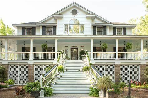 The Wedding Website of Elizabeth Rochford and Evan Zeigler