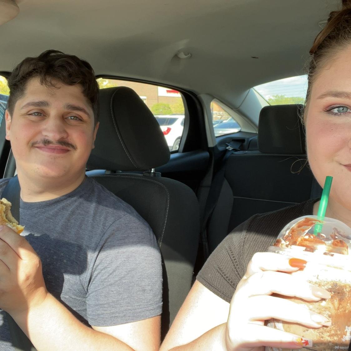 Kirstin officially moved to Ohio! They lived together at Cole's parents house while waiting for their apartment to be ready.