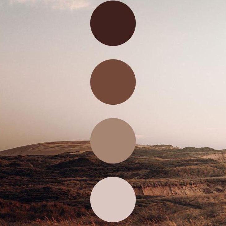 This colour palette can inspire both the wedding attire on Friday as well as the African Chic spit braai on Saturday.