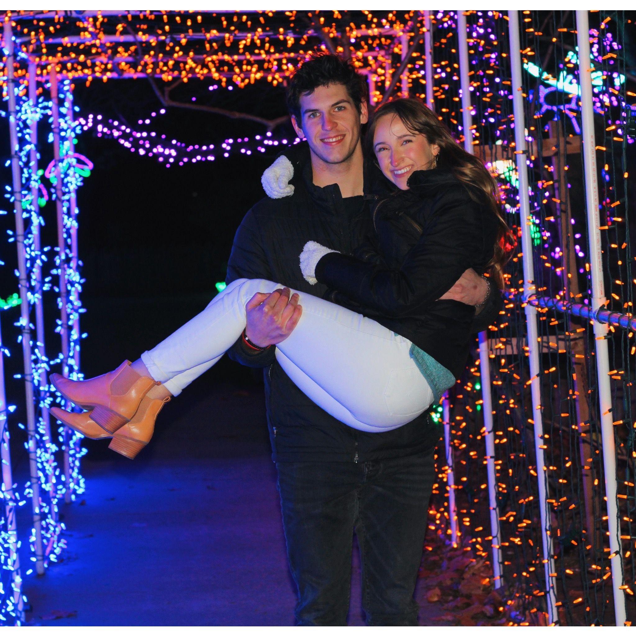 Christmas lights in Topeka 2023