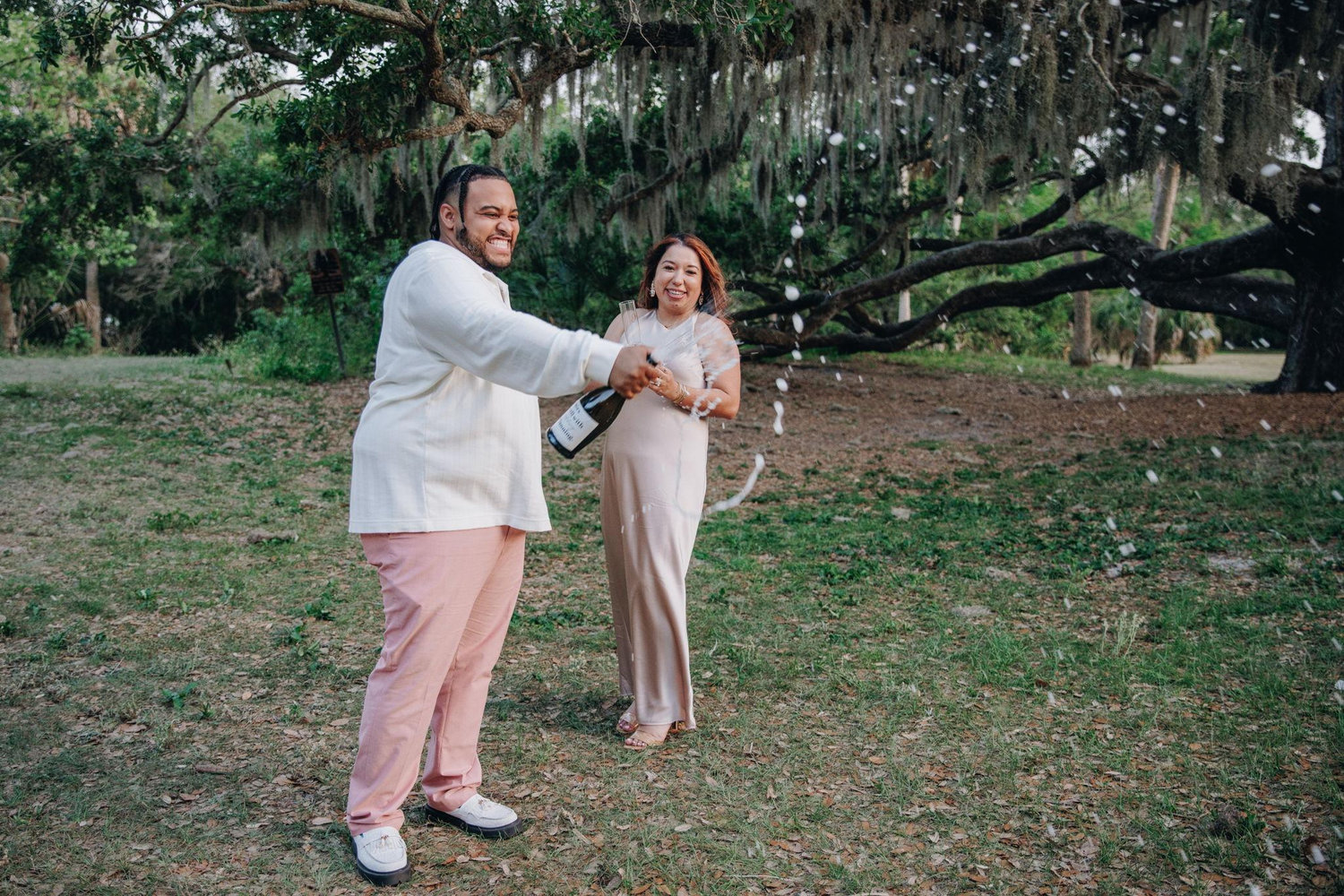 The Wedding Website of Marely Castañeda and Jaime Rodriguez