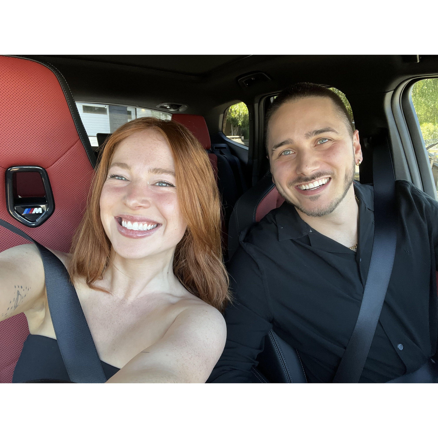 One of (many) car selfie's in Daniel's new car!