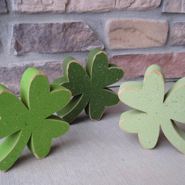 Free standing CLOVER or SHAMROCK SET of 3 for St. Patricks day and home decor