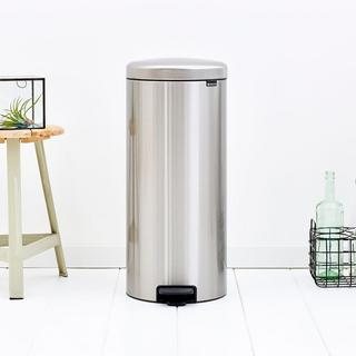 NewIcon 30-Liter Step Can
