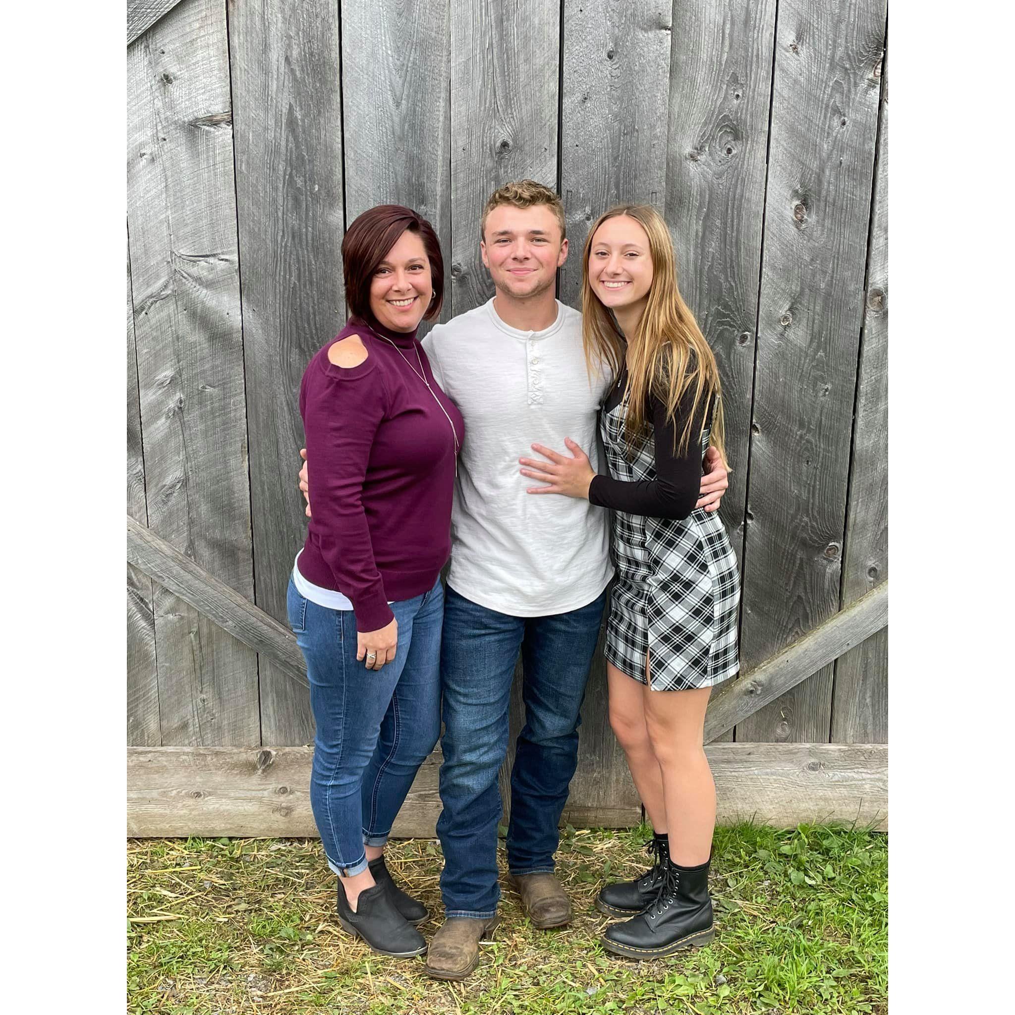 Pumpkin patch with his ladies '21