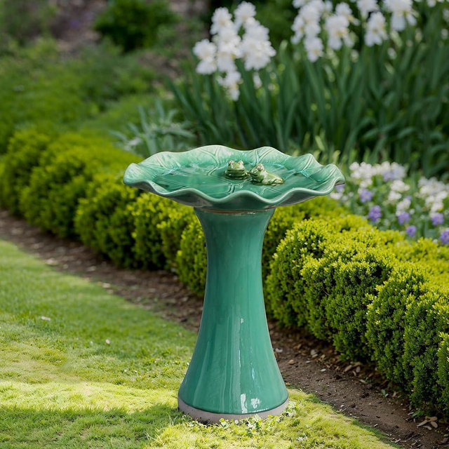 LuxenHome 20 Inch Ceramic Bird Bath for Outside, Elegant Tall Outdoor Bird Bath, Lightweight Pedestal Glazed Birdbaths for Outdoors with Leaf Shaped Basin and Decorative Frogs, Green