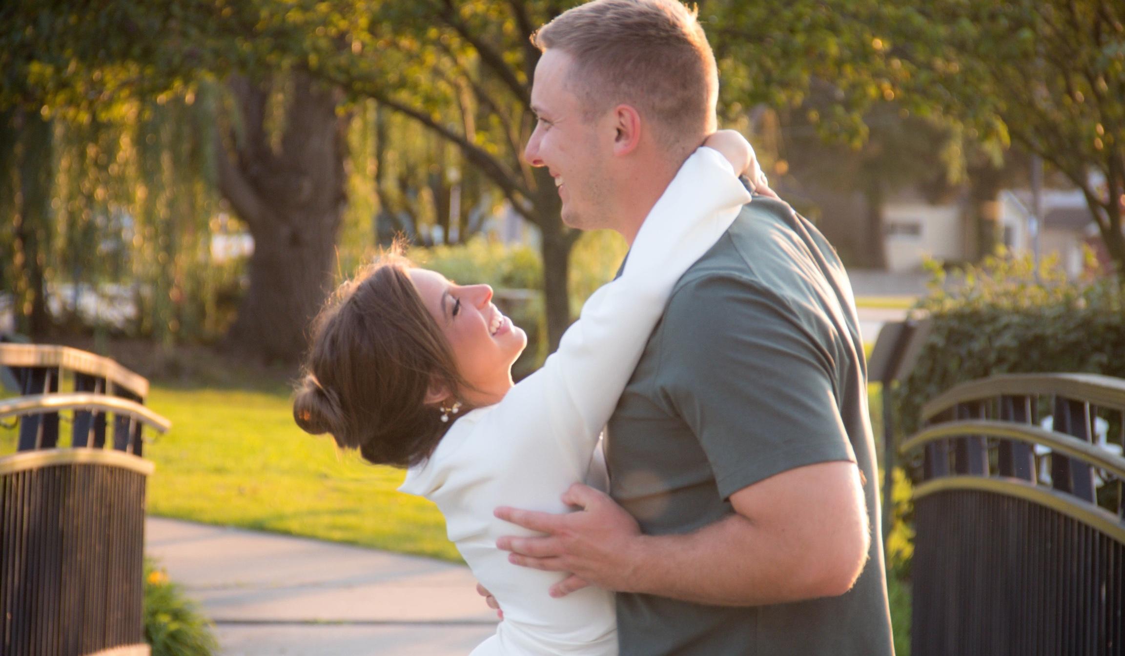 The Wedding Website of Veronica Karschnia and Marc Ratusznik